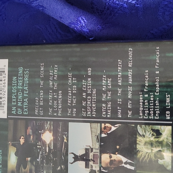 💿 Matrix Reloaded 2-disc DVD [Widescreen] - Picture 5 of 10